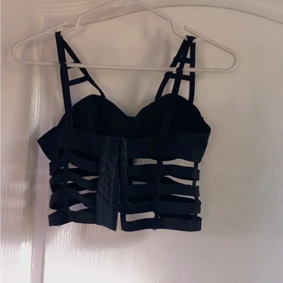 Windsor Black Cage Crop Top - Picture 3 of 3
